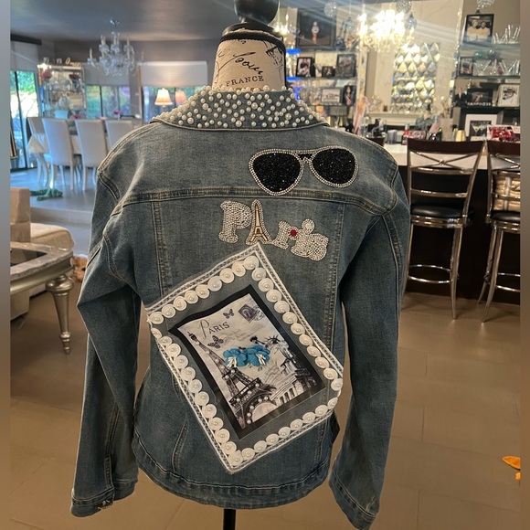 🆕 Berek Paris Pearls & Rhinestones Paris Denim Jacket - Picture 12 of 17